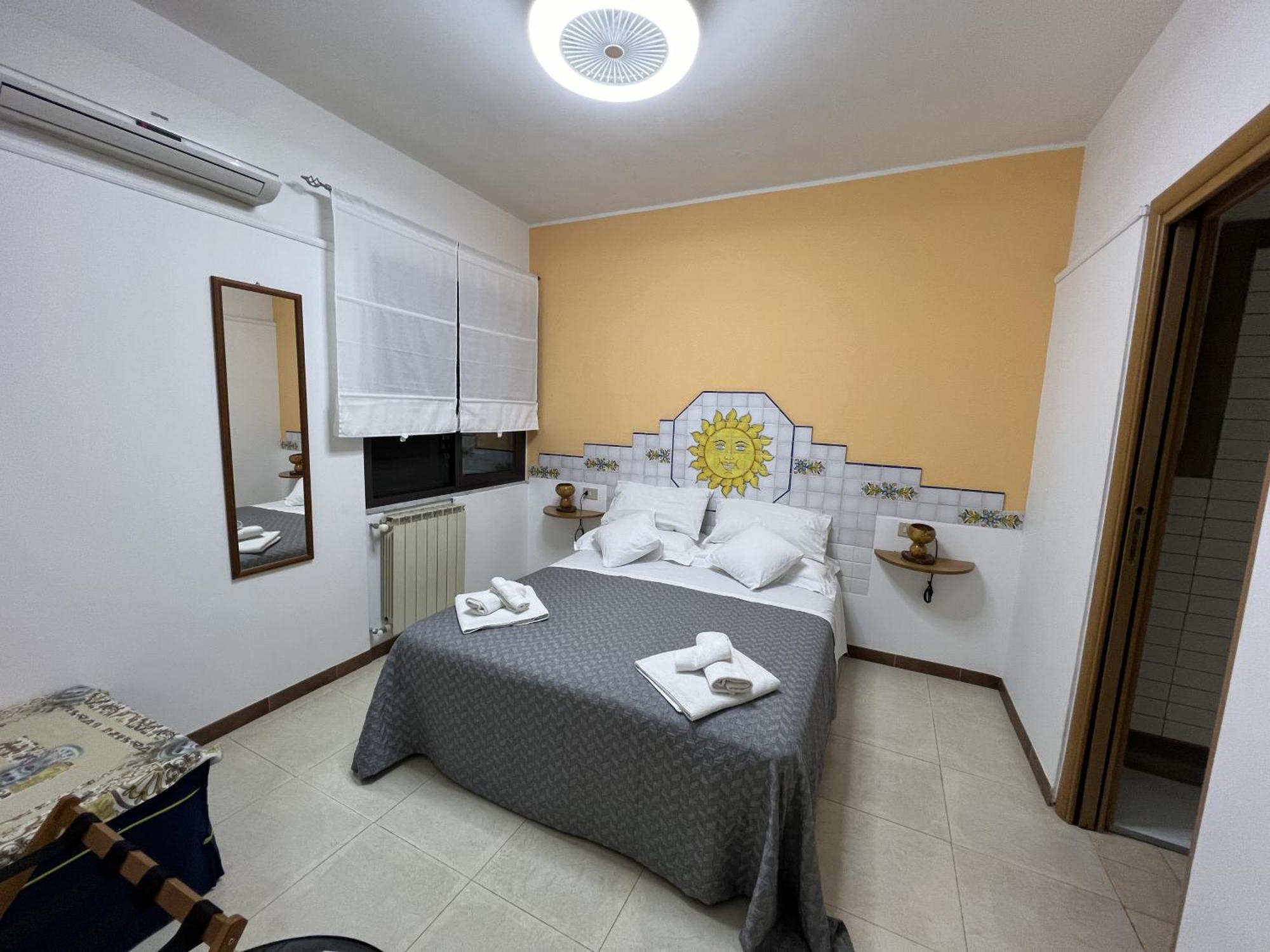 Couette-café Tirreno- Finestra Sul Mare Taormine